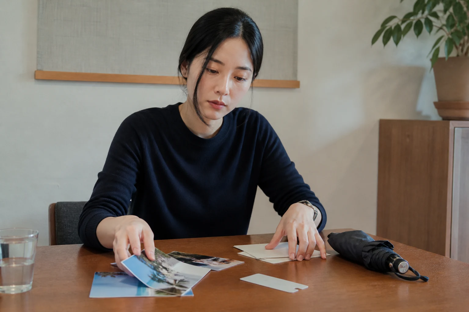 理想像を下ろして現実を見る人